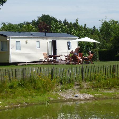 Hotel Chalet Wilbertoord Exterior foto